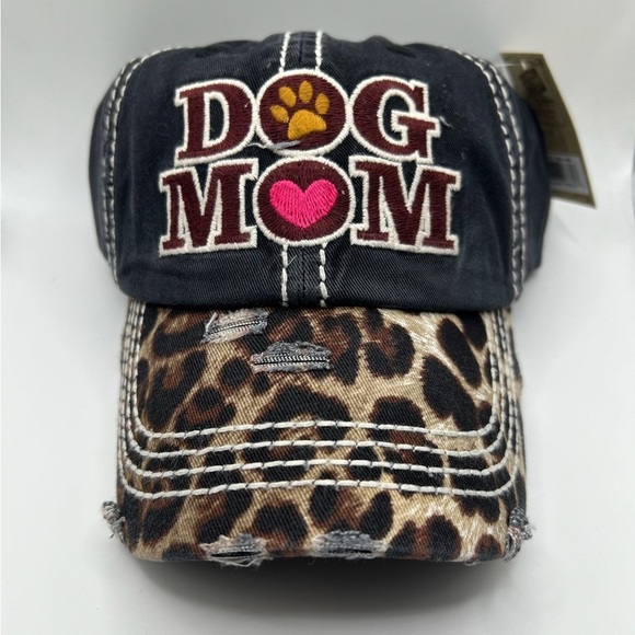 Accessories - NWT Dog Mom Distressed Leopard Print Baseball Cap OSFM